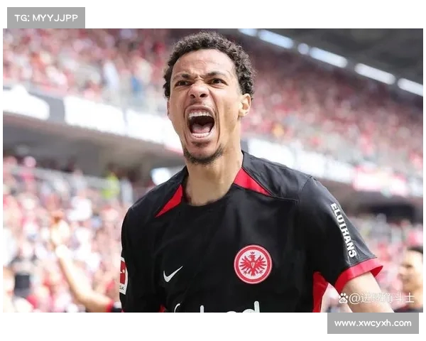 纽卡与曼联仍是争夺埃基蒂克最为积极的两大俱乐部 纽卡与曼联仍是争夺埃基蒂克最为积极的两大俱乐部